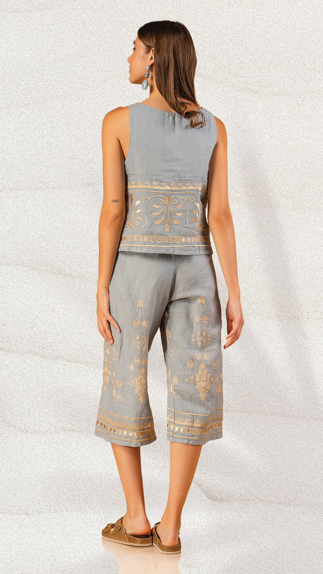 Ephyra Embroidered Set