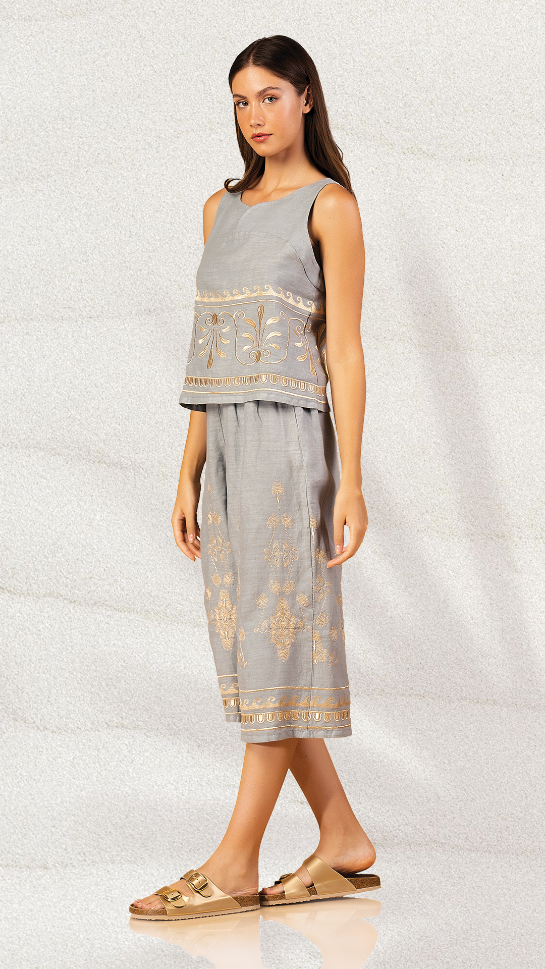 Ephyra Embroidered Set