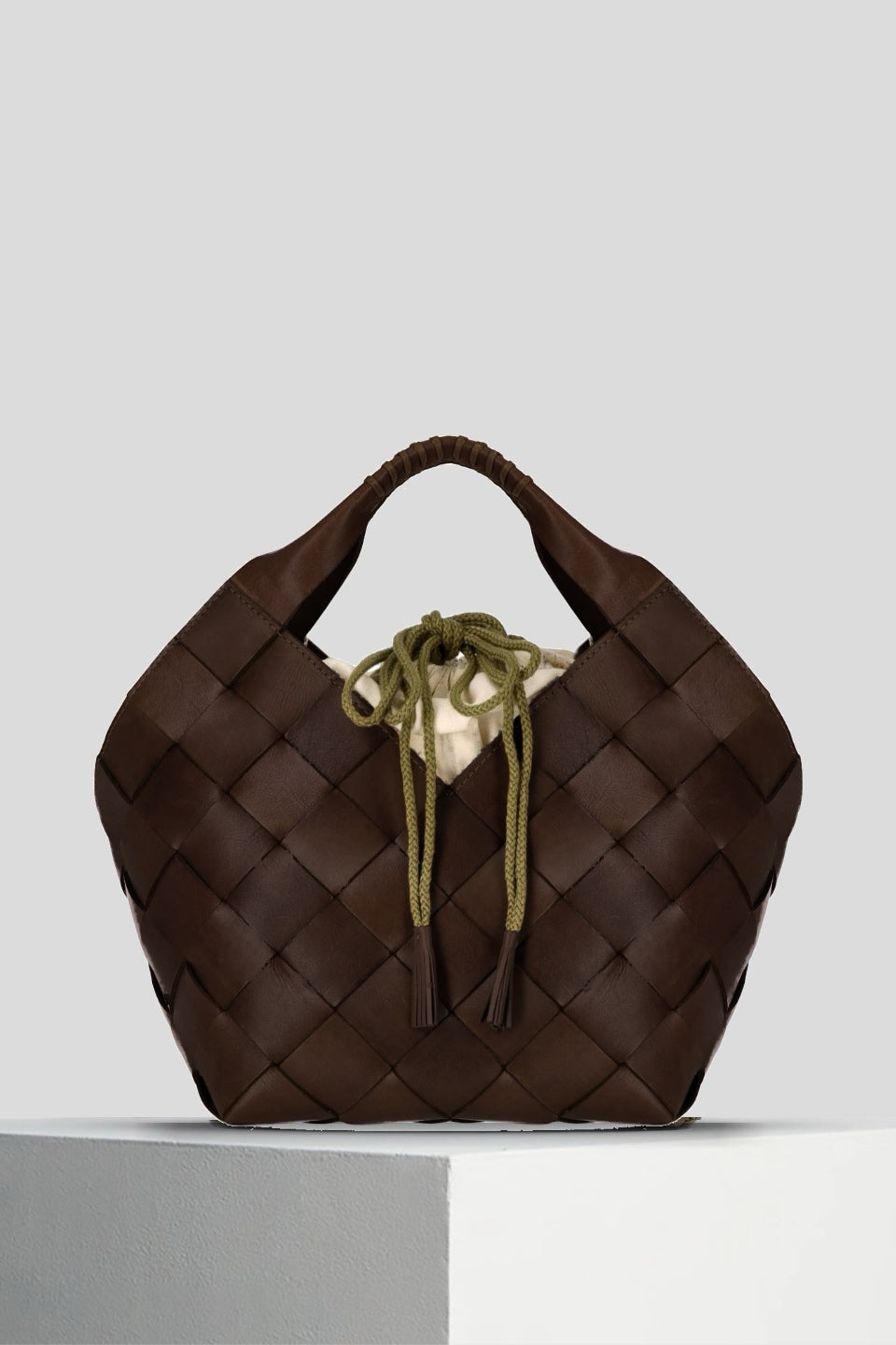 Botteghe Bucket Bag in Dark Brown
