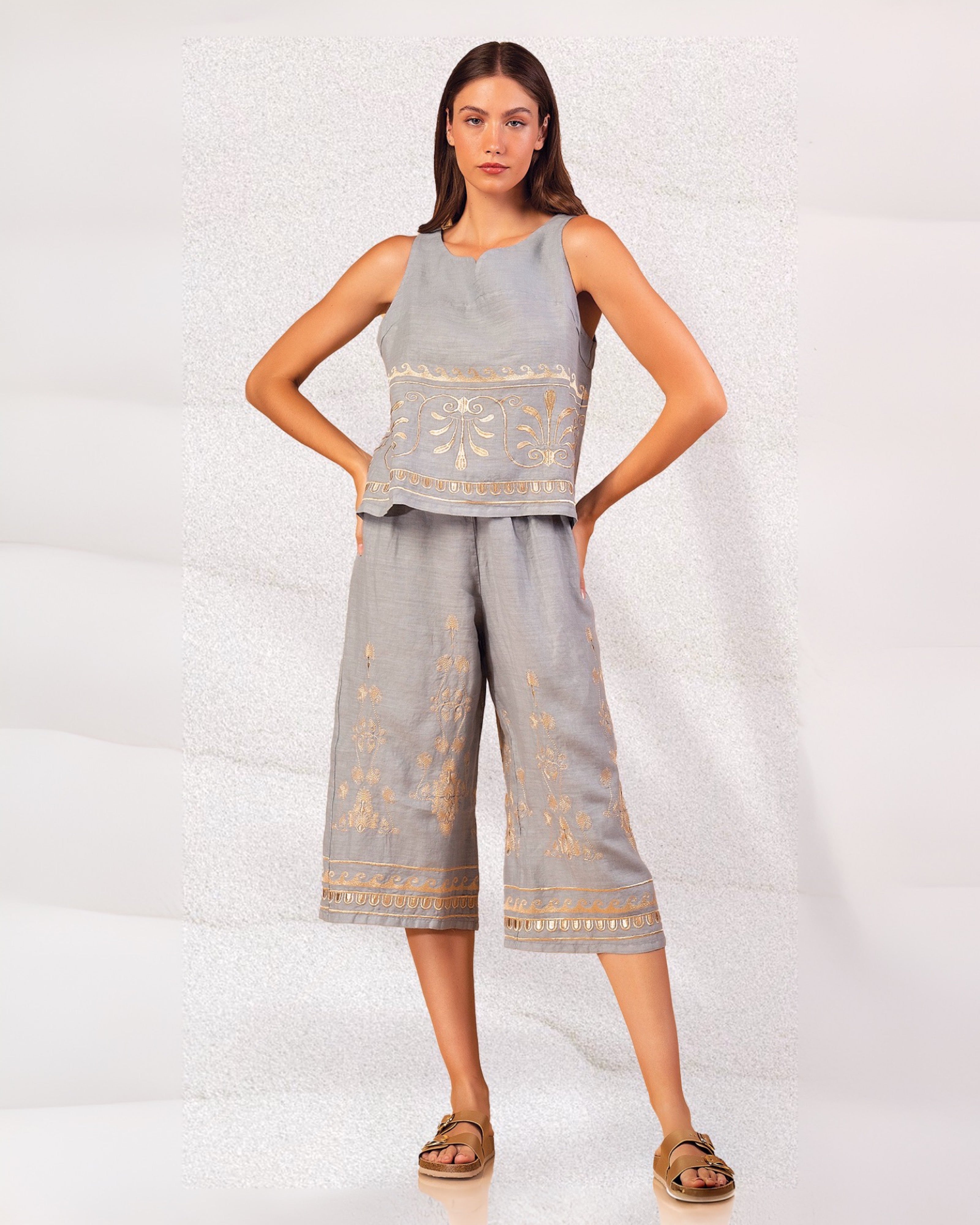 Ephyra Embroidered Set