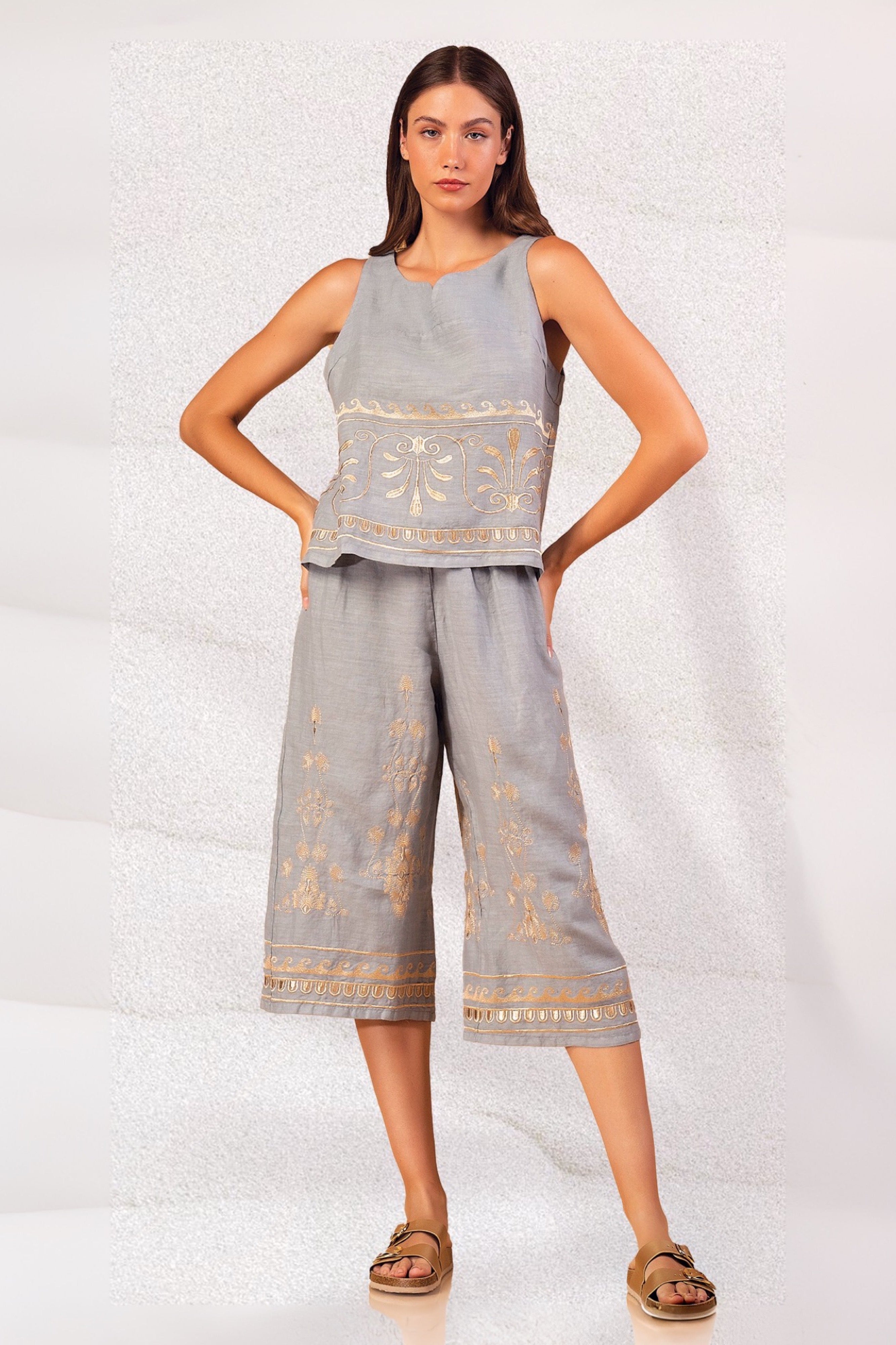 Ephyra Embroidered Set