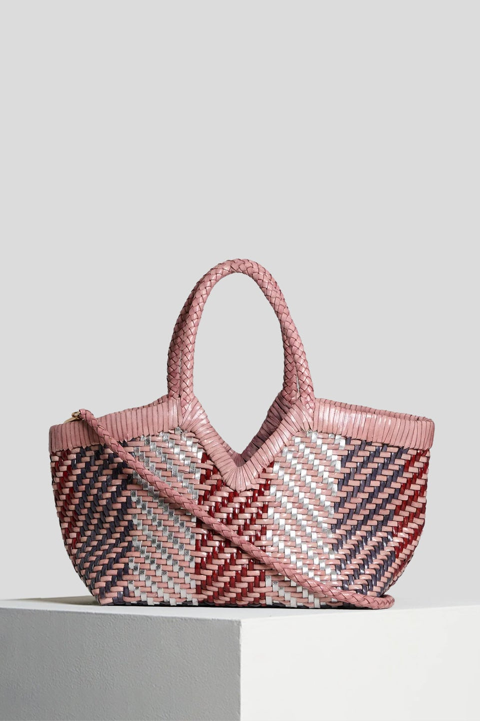Vipera The Label Monet Waffle Pink handwoven leather tote bag front view