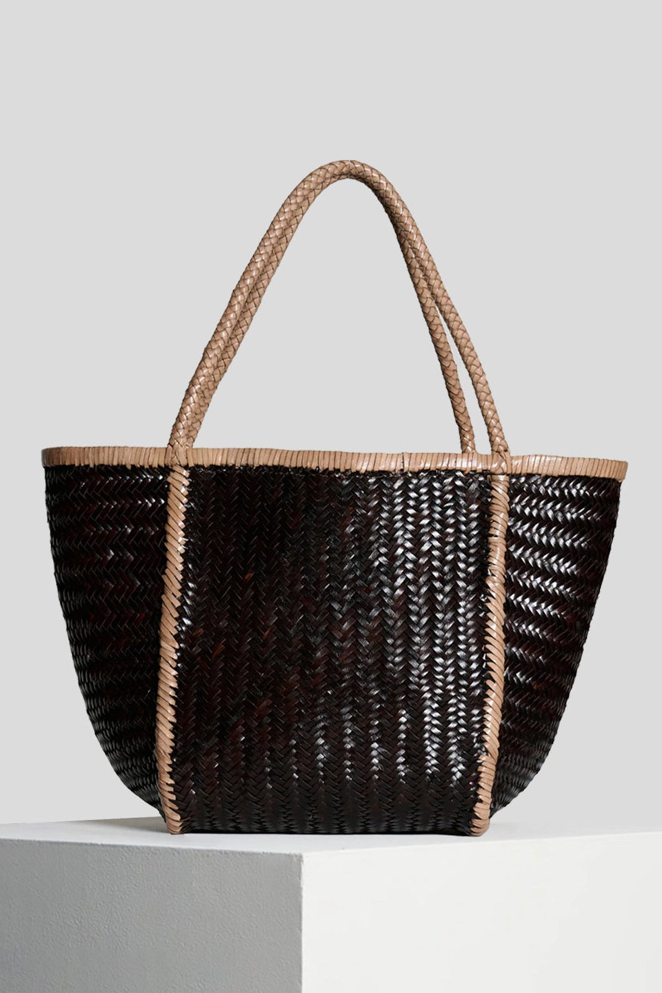 Vipera The Label Rubens Bicolor Chocolate-Taupe handwoven leather tote bag front view