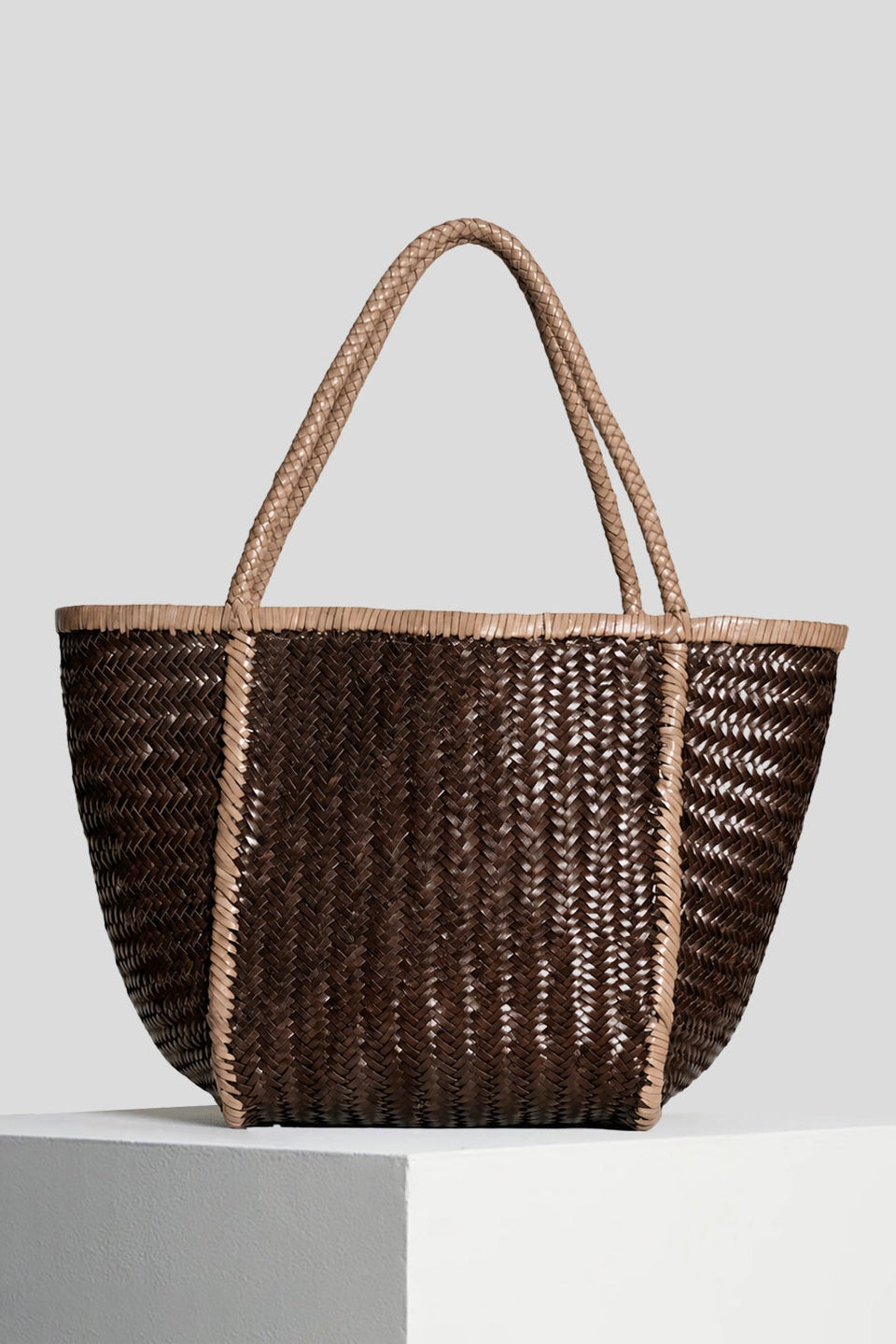 Vipera The Label Rubens Bicolor Chocolate-Taupe handwoven leather tote bag front view
