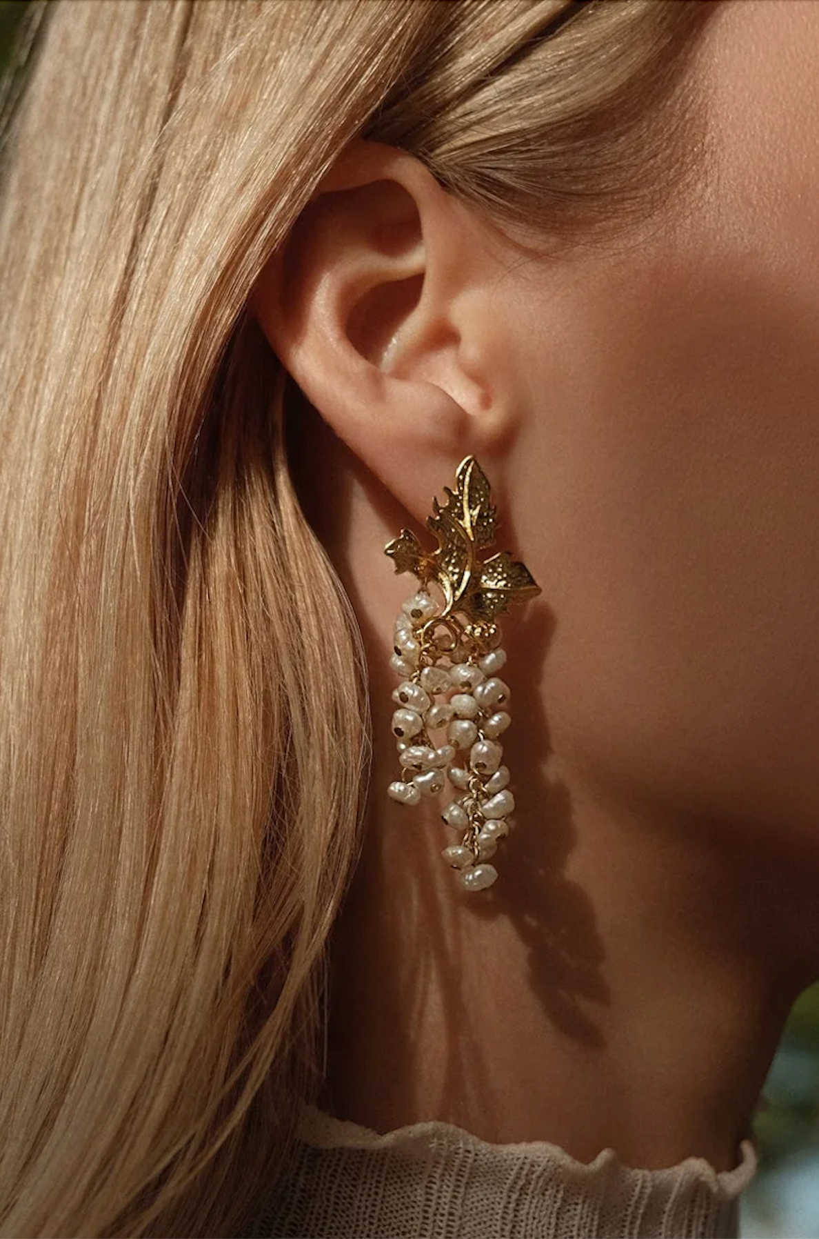 Mini Adile Earrings in Pearl