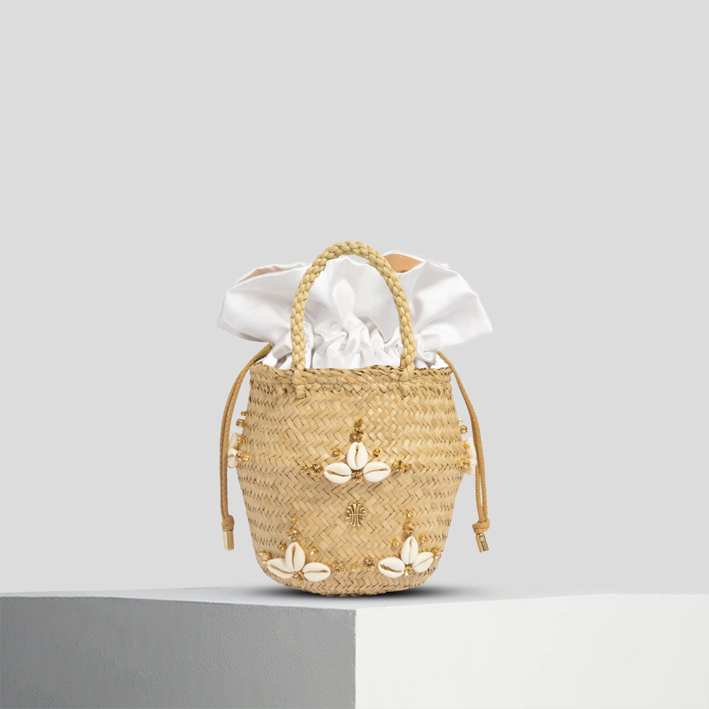 Seashell Bucket Bag.