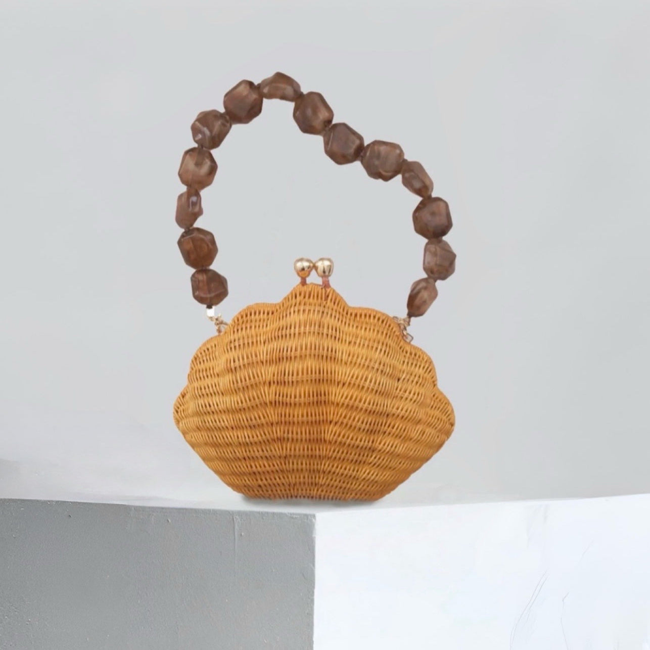 Bela Shell Bag.