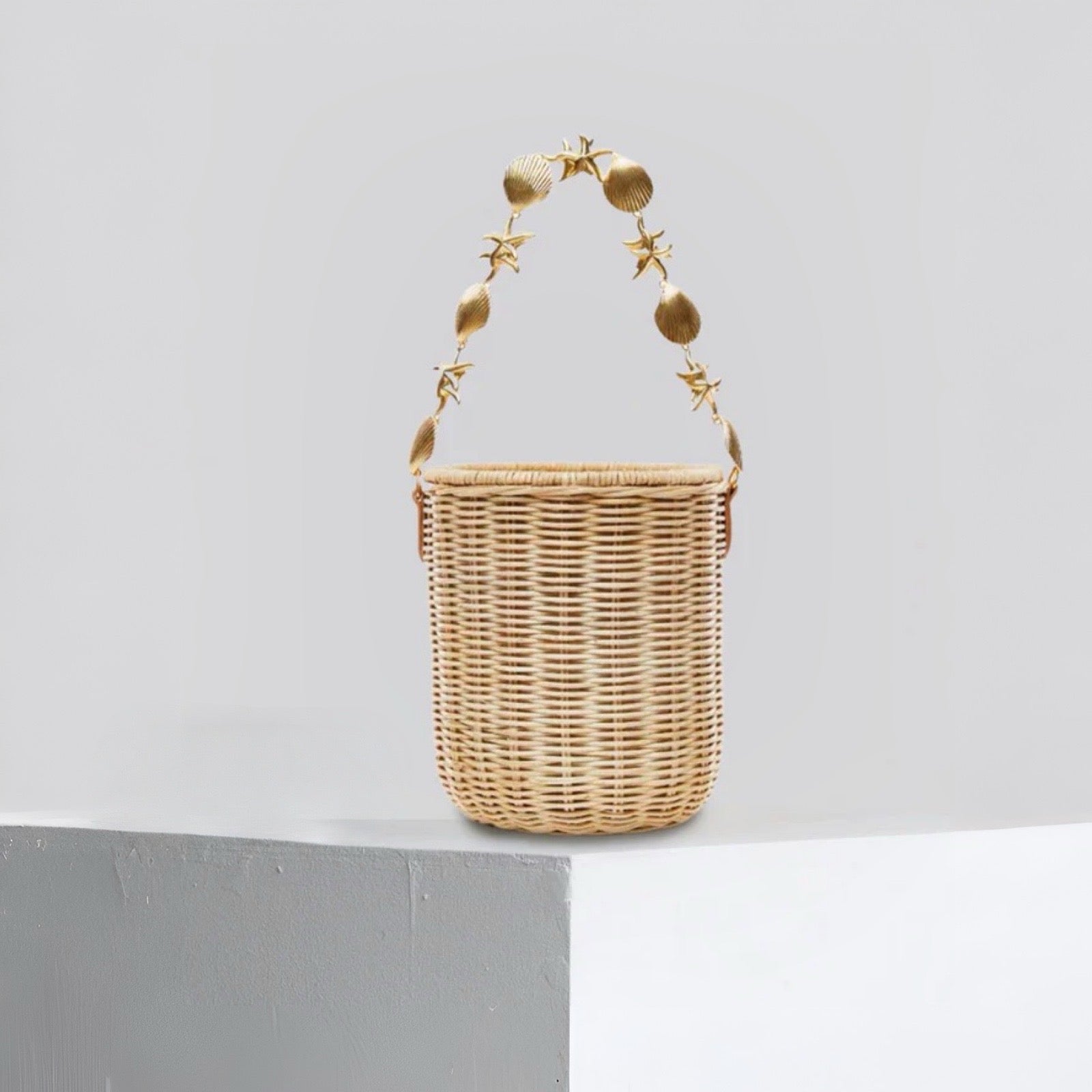 The Island Bucket Bag.