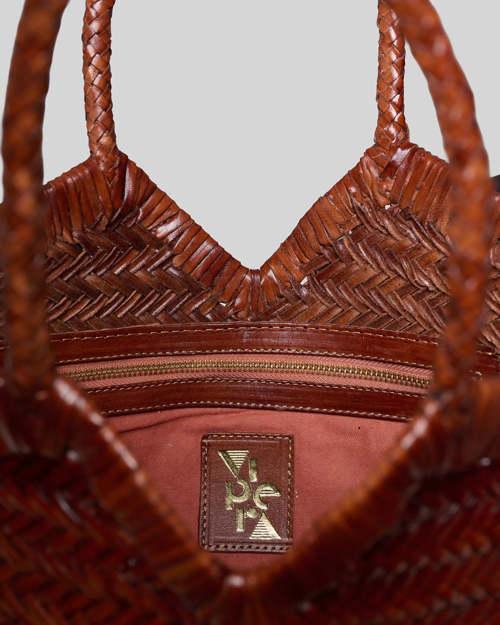 Vipera The Label Monet Cognac tote bag interior detail with removable canvas pocket